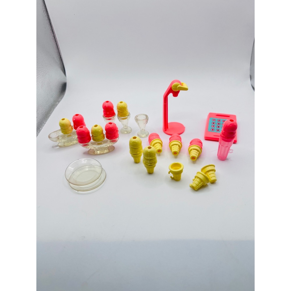 Vintage Barbie 1987 Ice Cream Shoppe Play Set Cones Bowls Register Incomplete‎